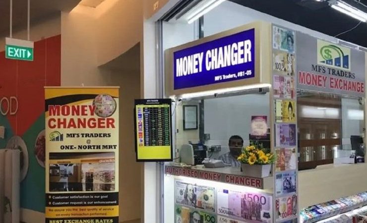 Money Changer Jakarta - Photo by JPNN